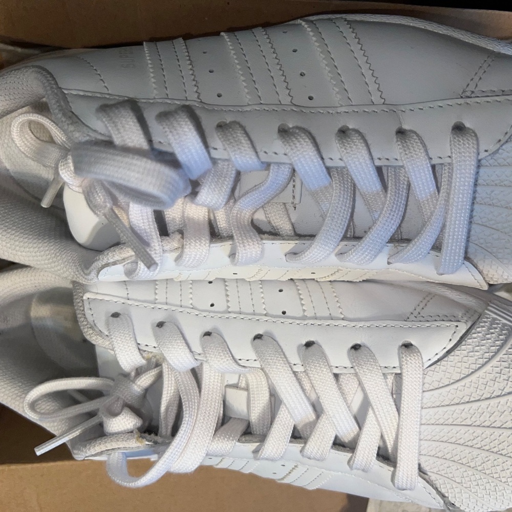 Shoes - Picture 6 of 6